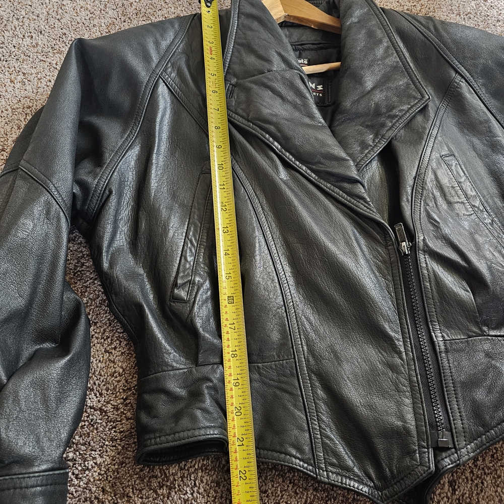 Wilson VTG Women's Black Leather Biker Cropped Bomber Jacket 80s Style - Picture 9 of 12